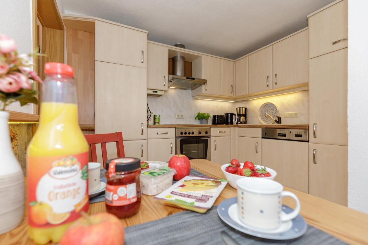 Ferienwohnungen Becker "Sonne & Meer" Und "Strandliebe" Kuehlungsborn Exterior photo